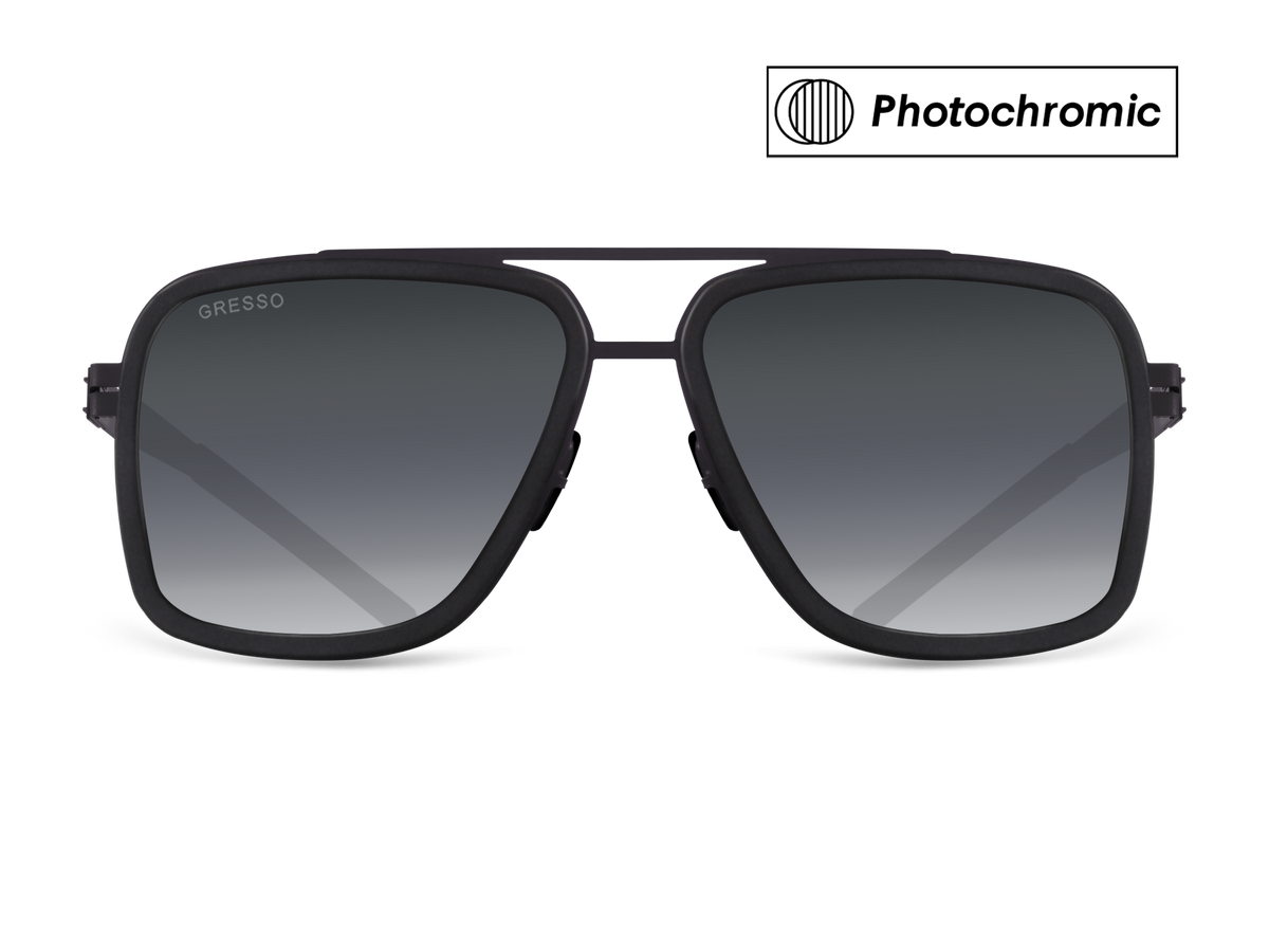Черные мужские солнцезащитные очки-хамелеоны GRESSO London в стиле авиатор, изготовленные из титана, с фотохромными линзами Zeiss #color_серый монолит / фотохром